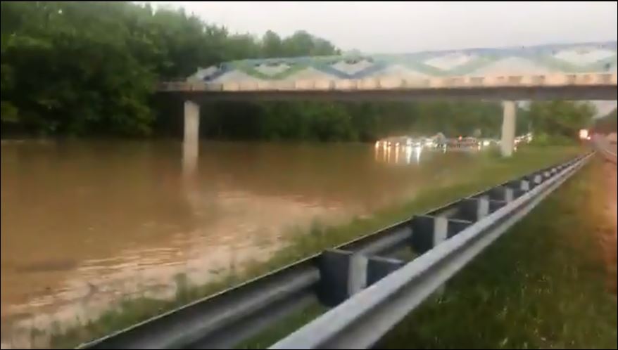 Rt. 29 Southbound Flood Pic 02